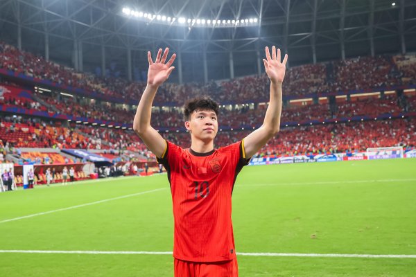 维海配资 韩媒：对于想考察后防线的洪明甫而言，王钰栋是个好对手